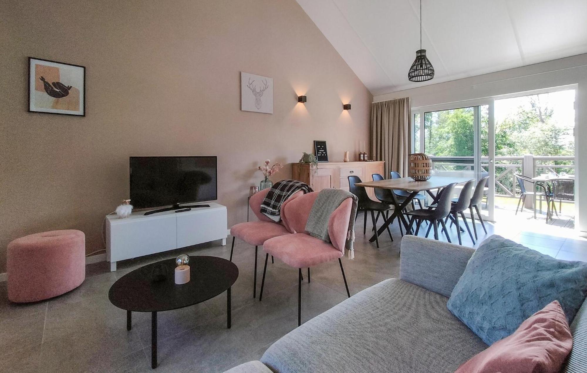 Nice Home In Somme-Leuze With Wifi Eksteriør billede